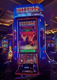 Layar permainan slot Free Play di rawit123 dengan tombol putar dan tampilan saldo kredit virtual
